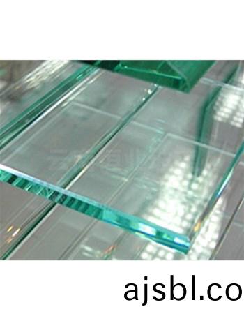 雲南玻瓈廠如何保證(zheng)産品經久耐用？
