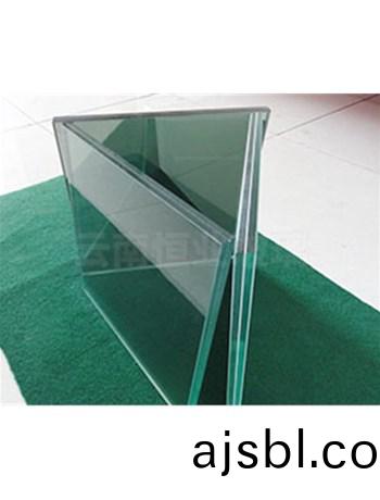 雲南鋼化玻瓈採用熱處理技(ji)術(shu)處理的好處有哪(na)些呢？